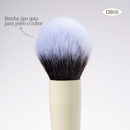 Brocha Duo Glam 05 Gota Polvo / Corrector Atenea