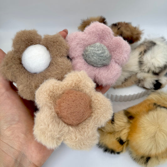Hair Clip Flor Peluche Grande