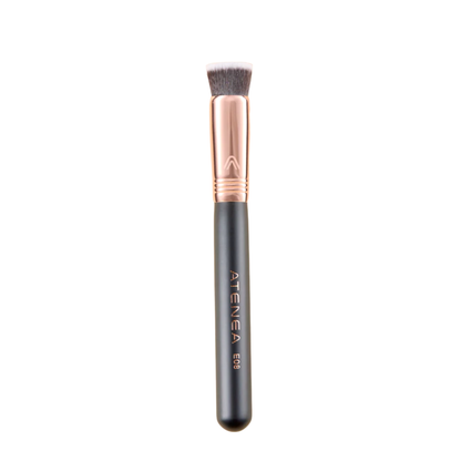 Brocha Corrector y Base E08 Black Gold Atenea